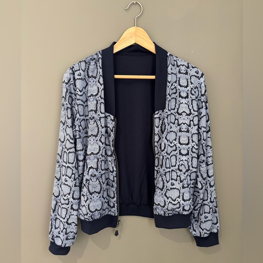 Stella & Dot Navy Snake Print Bomber Jacket | Reversible | Size XS